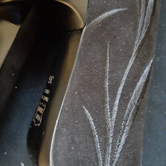 Woman's Evening Shoes Size 7 - Picture 8 of 10